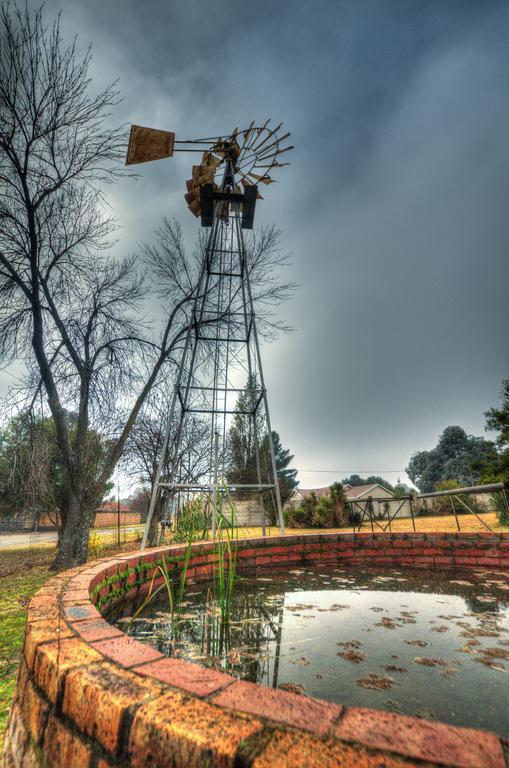 Ancient Windmill Guesthouse And Conference Venue Benoni Bagian luar foto